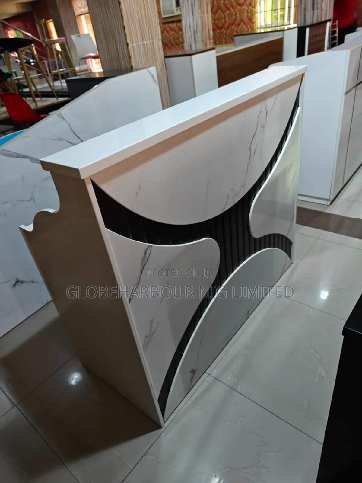 Luxury High-Quality Receptionist Table