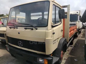 Mercedes Benz Pickup 4cylinder Engine 2003 Beige