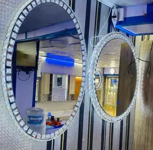 Round Led Mirror With Diamond Face