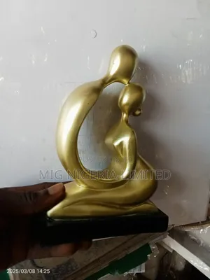 Decorations Status Figurine Shelves Table Decor