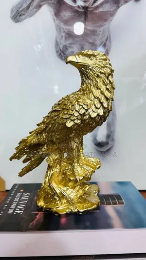 Decorative Gold Eagle Figurines 32,000
