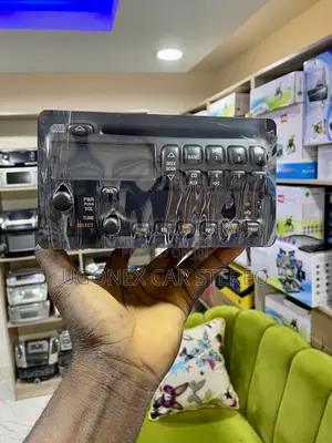 Toyota Matrix Complete Radio Set