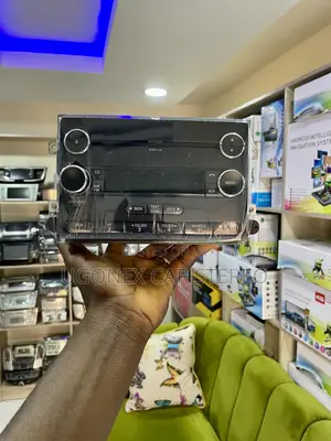 Ford Edge Factory Radio Set