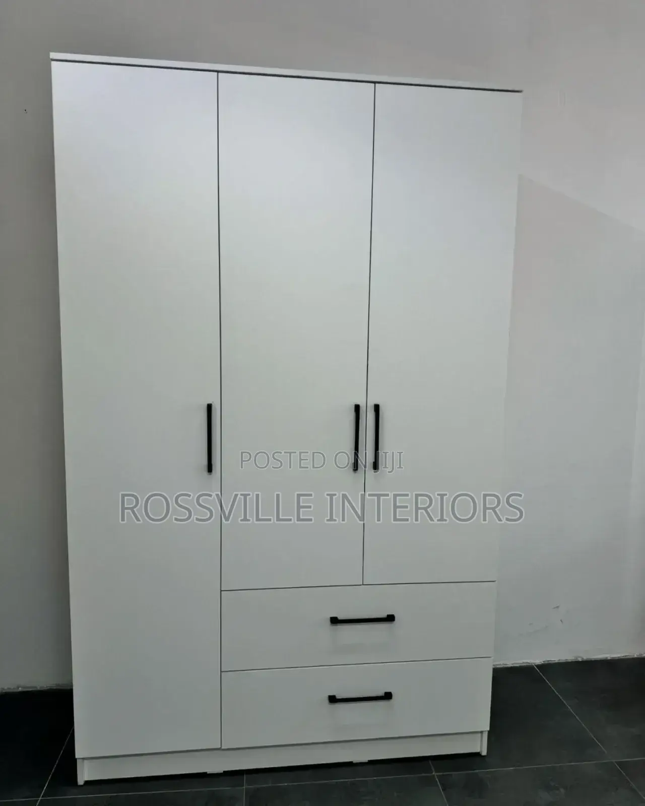 Highgloss 5ft by 7ft Wardrobe