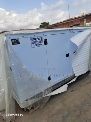 Heavy Duty Perkins Diesel Soundproof Generator Model Sp150kv