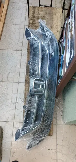 Front Grille 2011 Honda CRV