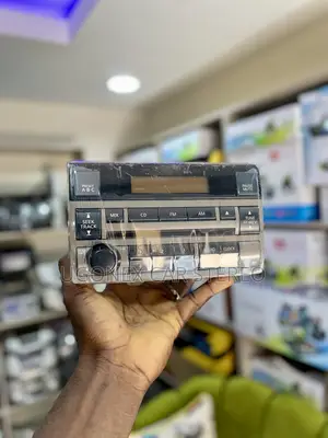Nissan Altima Radio Set