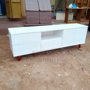 O5** White Tv Stand