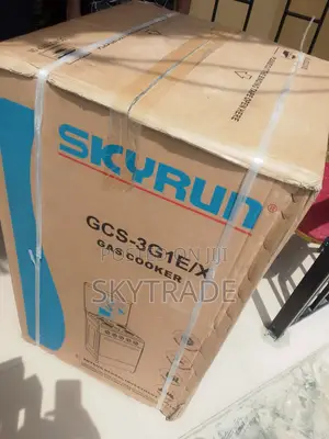 Skyrun (Gcs-3g1e/X) 3+1 Gas Cooker With Oven