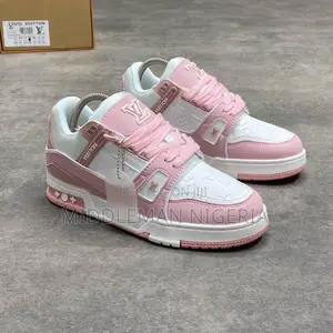 Louis Vuitton Trainers Rose Sneakers