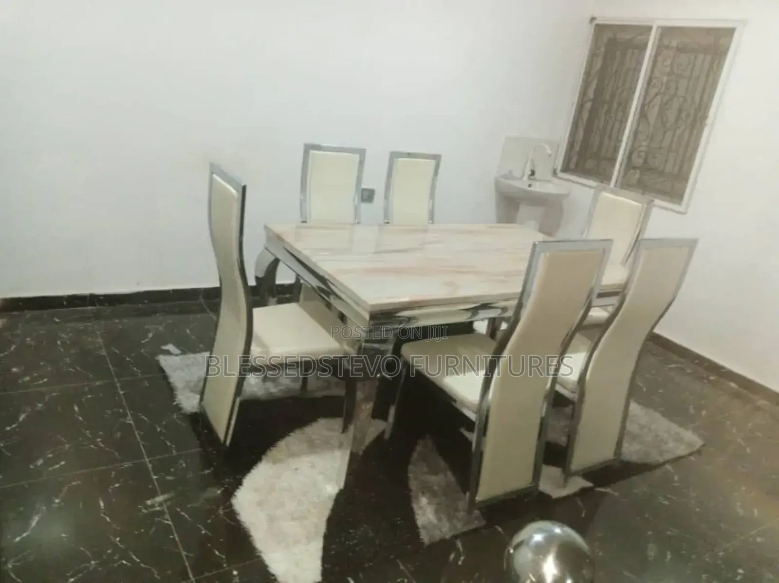Marble Dining Table With 6 Chiars