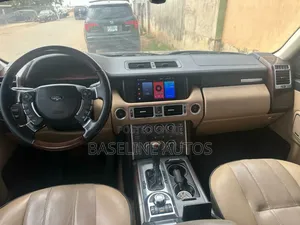 Land Rover Range Rover 2011 Black