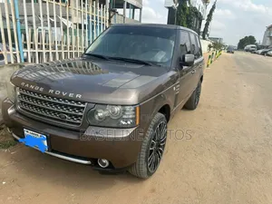 Land Rover Range Rover 2011 Black