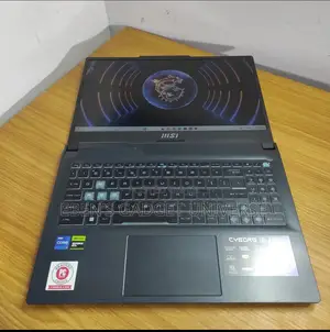 Laptop MSI Cyborg 15 16GB Intel Core I5 SSD 1T