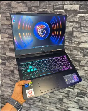 Laptop MSI Katana 15 16GB Intel Core I7 SSD 1T