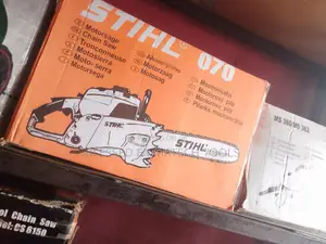 070 20 Inches Chain Saw Machine