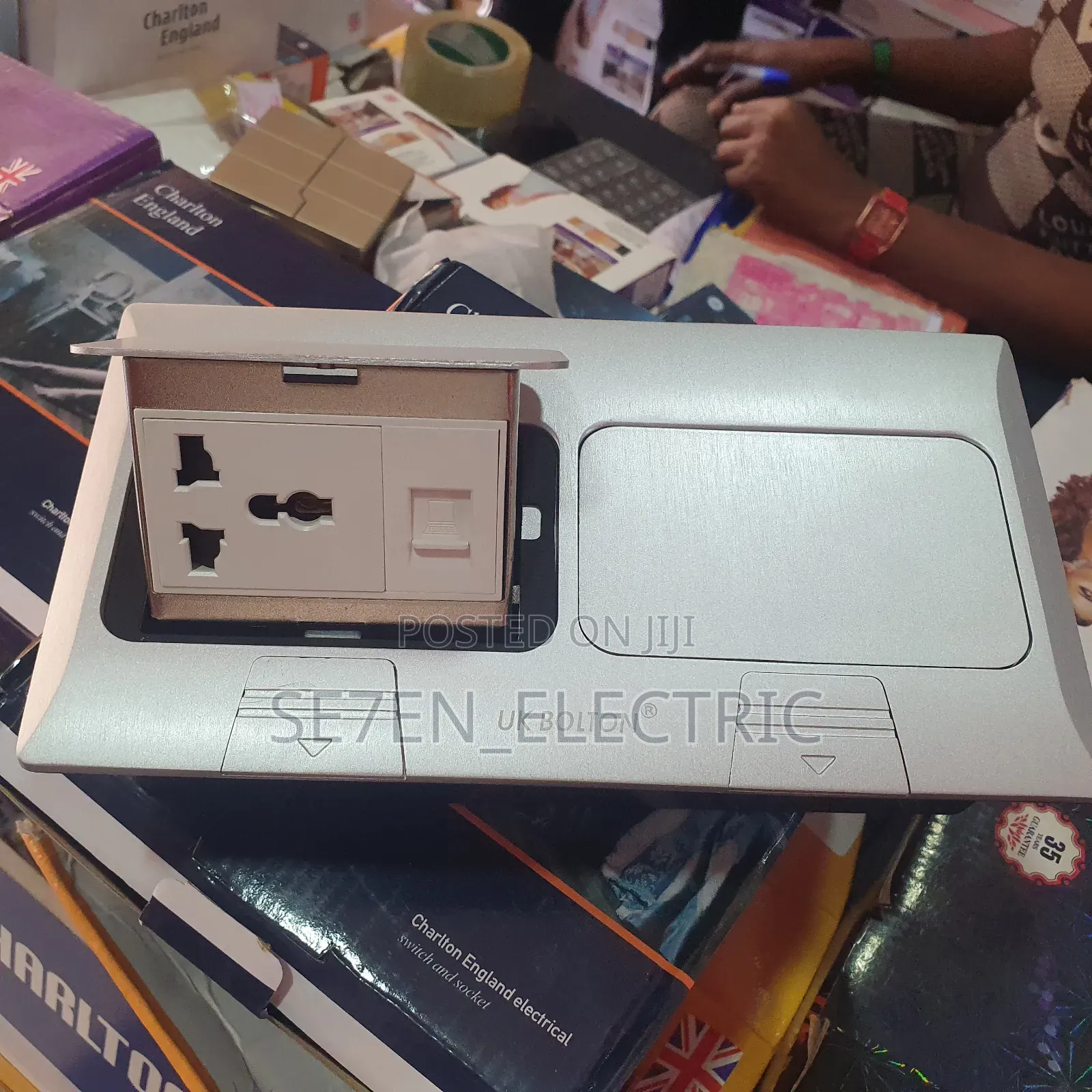13amp Double Floor Socket