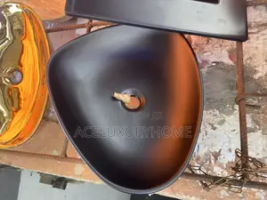 Triangluar Shape Basin