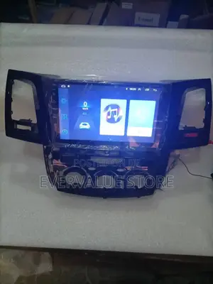 Toyota Hilux 2012-2016 Android Player + Reverse Camera