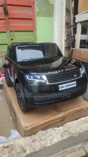 Ranger Rover Dk White and Black Ride on Car
