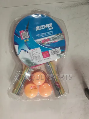T .T Racket With Balls