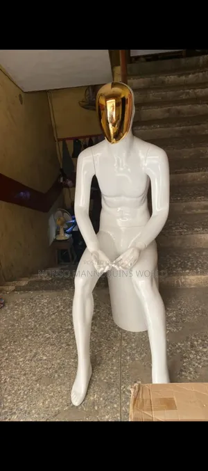 Male Fiber Sitting Down White Mannequin