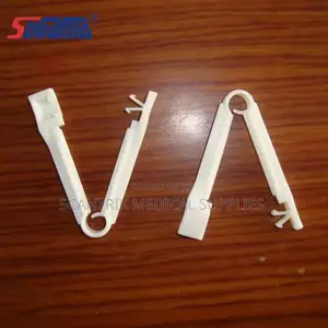 Baby Plastic Umbilical Cord Clamp