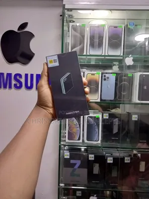 New Samsung Galaxy Z Flip6 512 GB Green