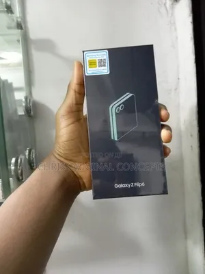 New Samsung Galaxy Z Flip6 512 GB Green