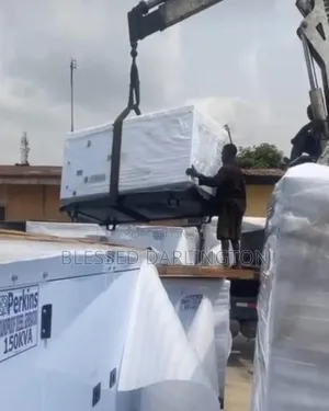 150kva England Soundproof Perkins Generator