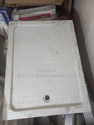 Quality 120 by 90 Shower Cubicle Tray Square