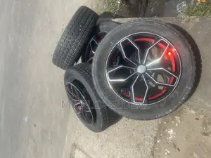 18inches Rim and Tires Toyota