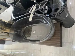 Transparent Glass Free Standing Bathtub