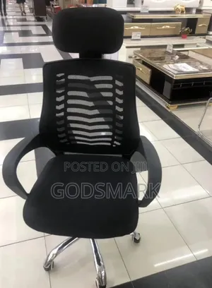 Mesh Back Office Chair Swivel With Headrest.