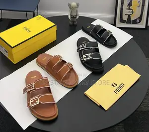Fendi Quality Luxury Men Genuine Leather Slippers