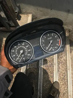 BMW E87 E90 X3 Speed Clock/Instrument Cluster