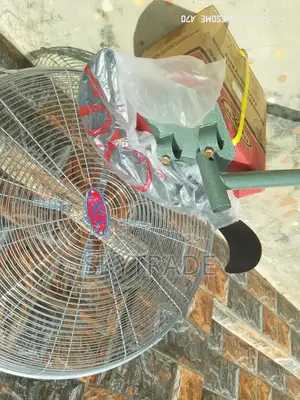 Unique 2blade With 3 Speed Power Industria 26" Wall Fan