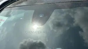 Glc300 Windscreen Glass Available We Deliver Install