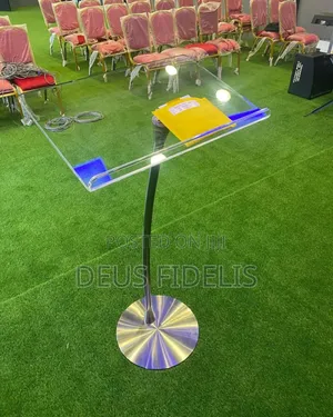 Single Pole Pulpit With Acrylic Top