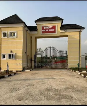 Owerri Luxurious Estate