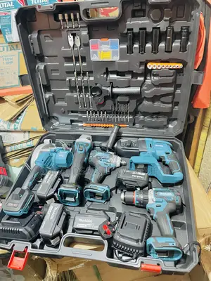 Makita 5in1 Combo Kit