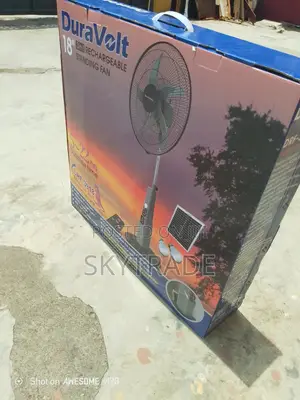 Duravolt 18" 3 in 1 Standing Fan With Smooth Airflow (New)