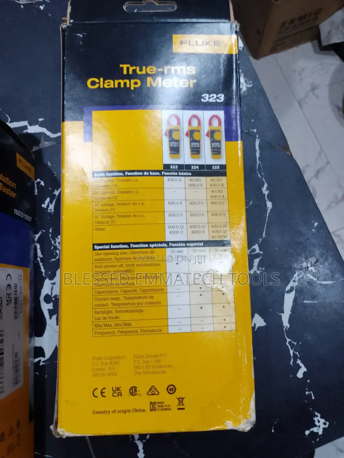 Fluke 323 Clamp Meter