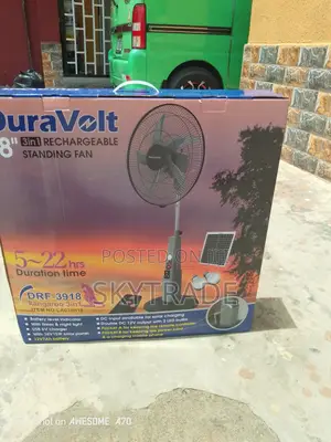 18" Duravolt Rachargeable Standing Fan With 2 Led Bulb