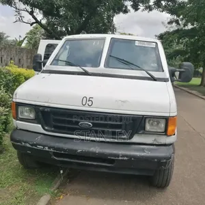 Ford E250 2001 White