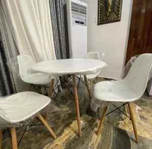 Luxury Outdoor/Indoor Portable Round Dining Table