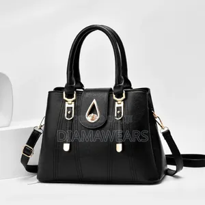 Black Ladies/ Women Quality Leather New Arrival Hand Bag