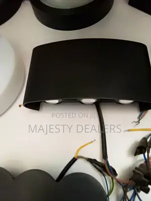 3 Eye Wall Bracket Led Fittings for Indoor