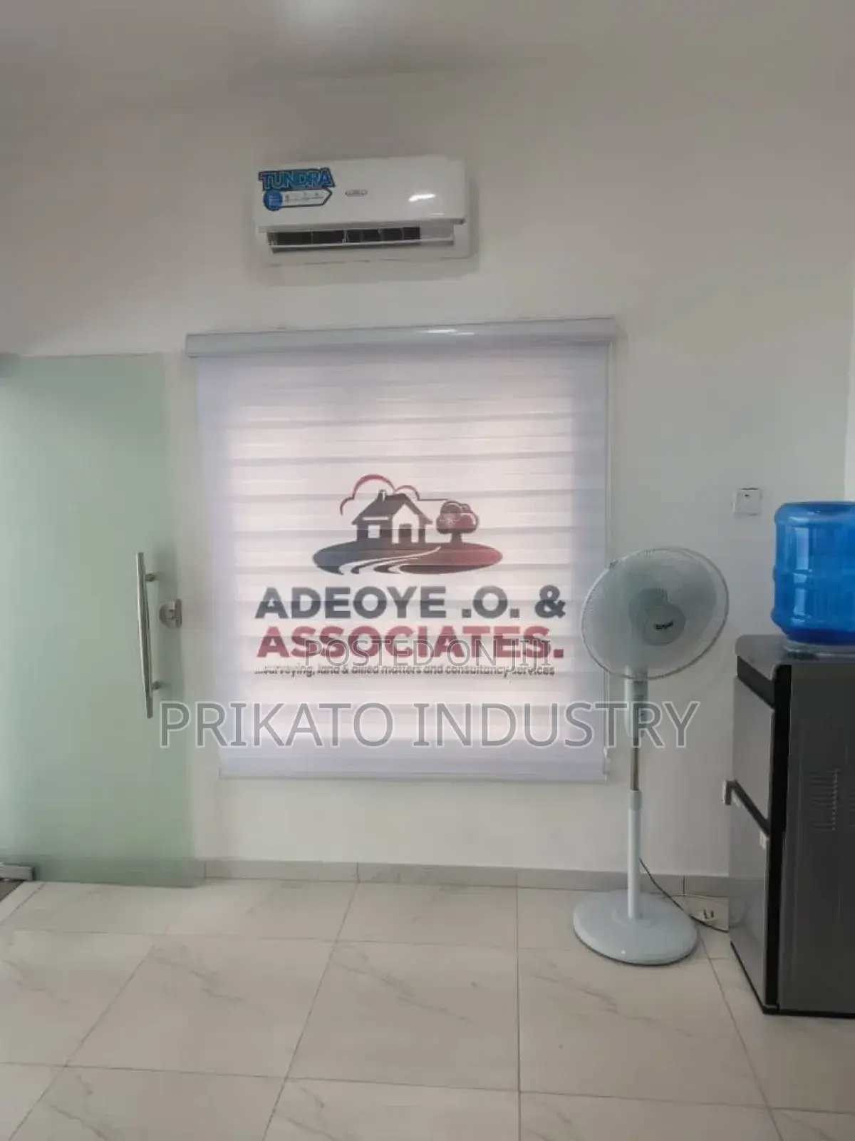 Customized Logo Windowblind