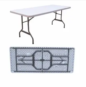 Classic Outdoor Event Banquet Table
